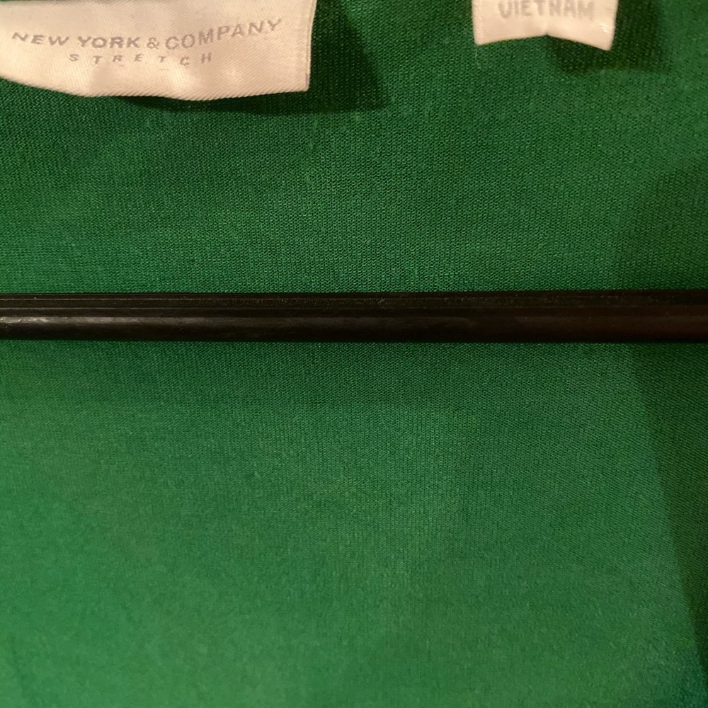 Flowy Tank - Picture 2 of 4